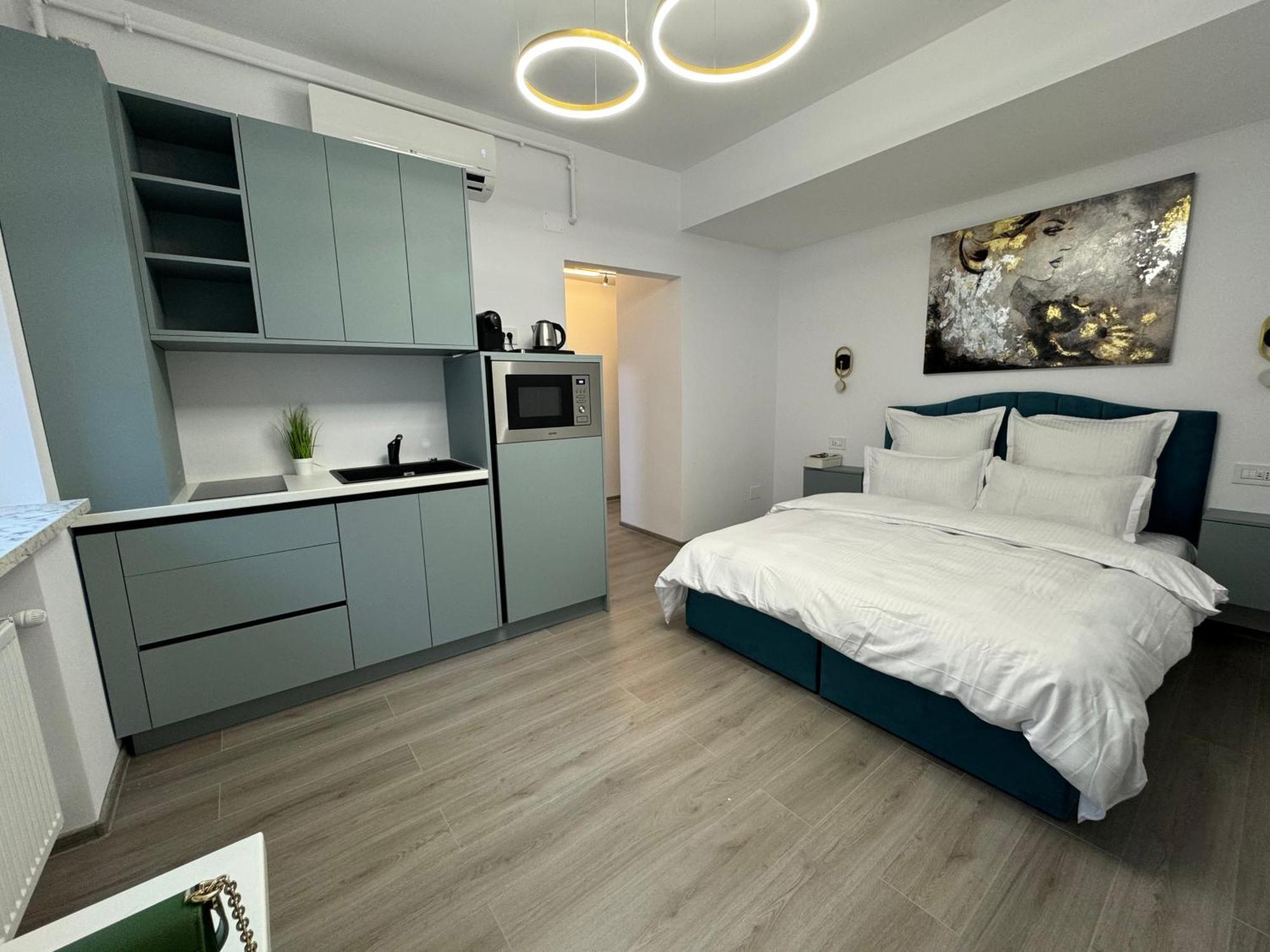 Central Suite Bucarest Esterno foto