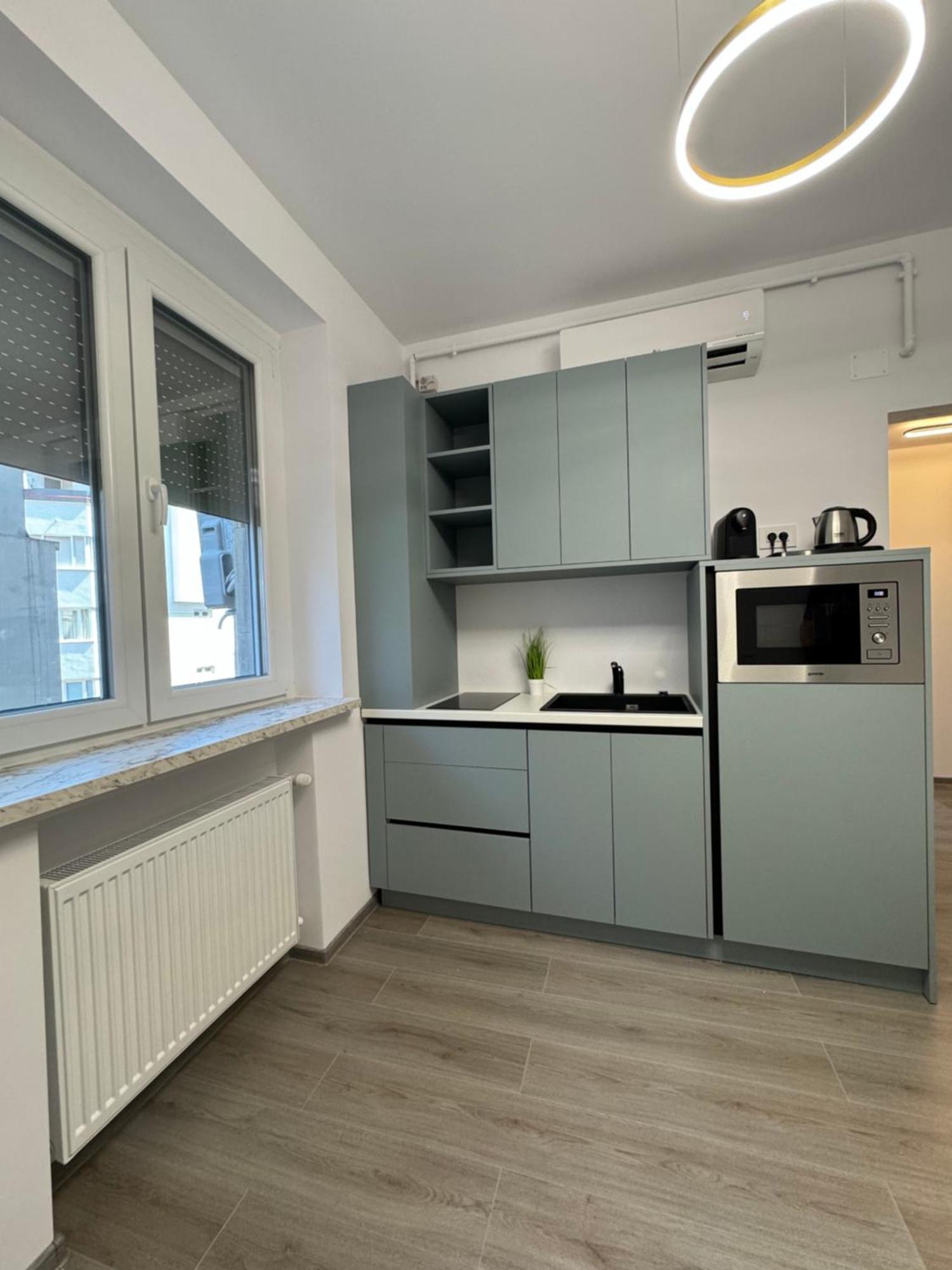 Central Suite Bucarest Esterno foto