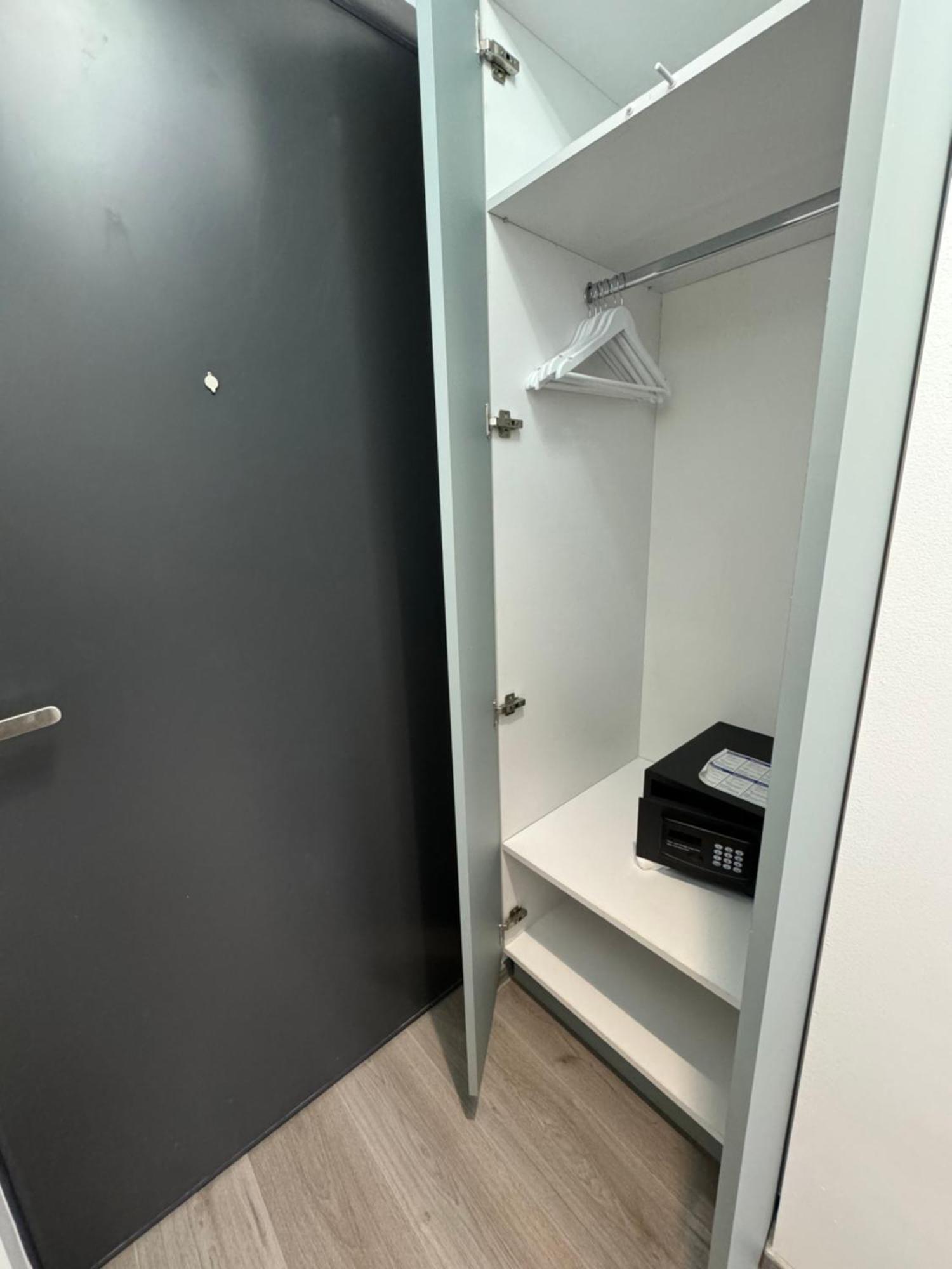 Central Suite Bucarest Esterno foto
